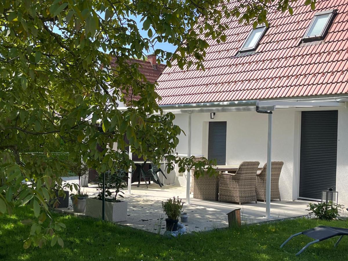 Haus Mit Garten Familie Pabst Maria Lankowitz Ngoại thất bức ảnh